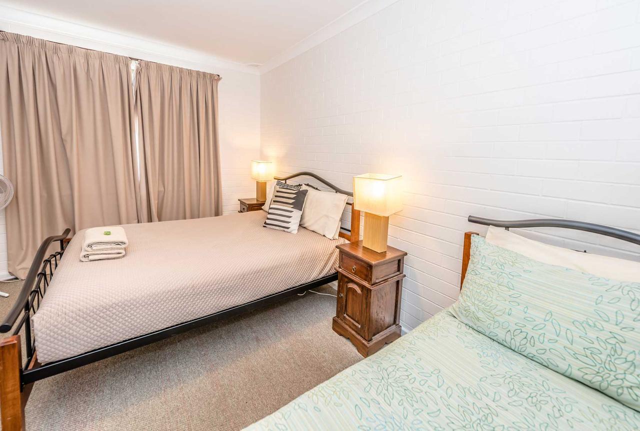 Intown Apartments Geraldton Exterior foto